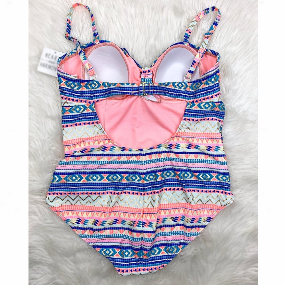 Plus Size Geometric Foil Keyhole 1-Piece Swimsuit - Picture 3 of 5